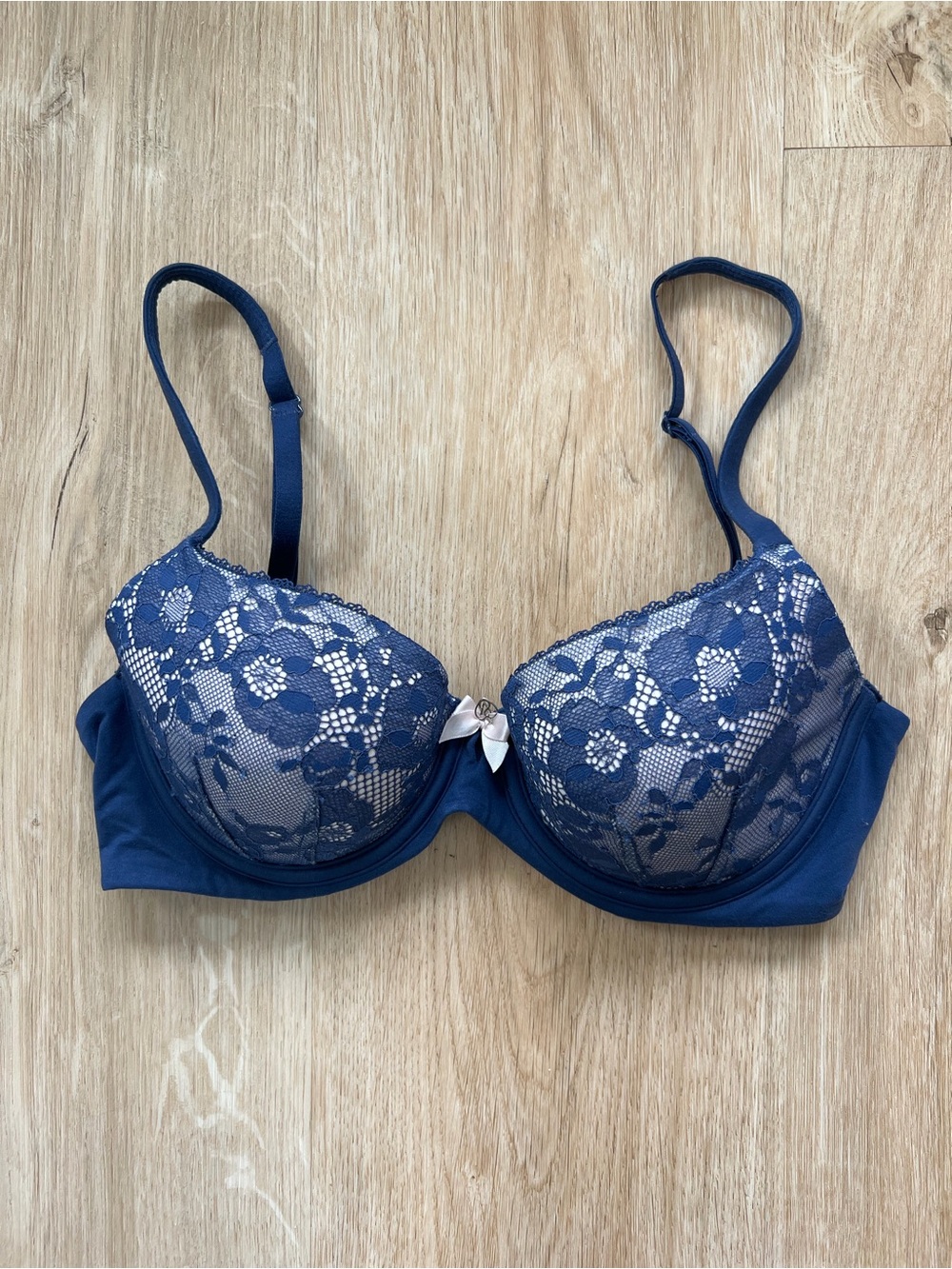 Body by Victoria Navy Lace Underwire Bra - Women 32D